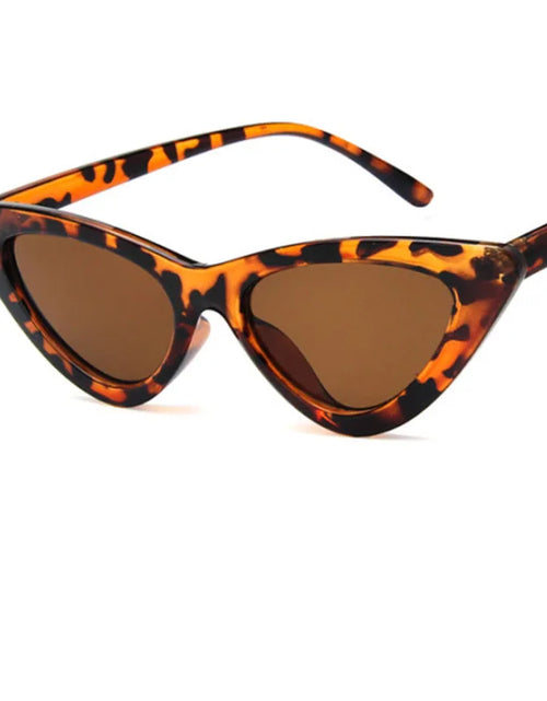 Load image into Gallery viewer, Cat Eye Fashion Sunglasses Women Vintage Small Leopard Triangle Sunglasses Retro Female Eyewear UV400 Brand Designer Retro
