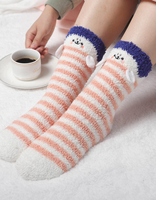 Load image into Gallery viewer, Fuzzy Slipper Socks for Women Fluffy Warm Non Slip Cozy Socks with Grips Winter Girls Soft Socks 5 Pairs
